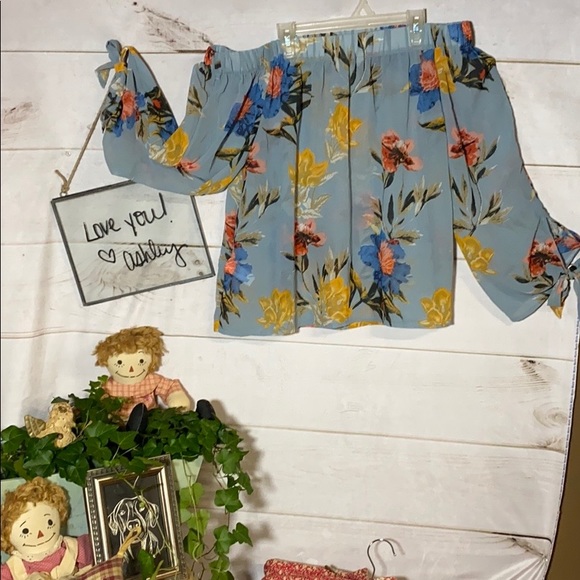 Lucky Brand Tops - Lucky Brand; Off shoulder; Shirt; Blouse; Top; M